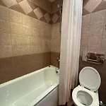 Apartment Royal Plaza Sleeps 4 Prime Location, Distance To Lift - 50m *